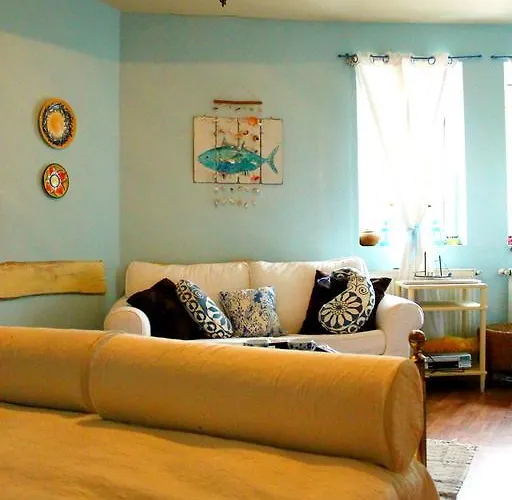 View Small House Free Parking Self Check-in Apartament *