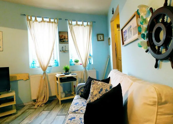 View Small House Free Parking Self Check-in Budapeszt