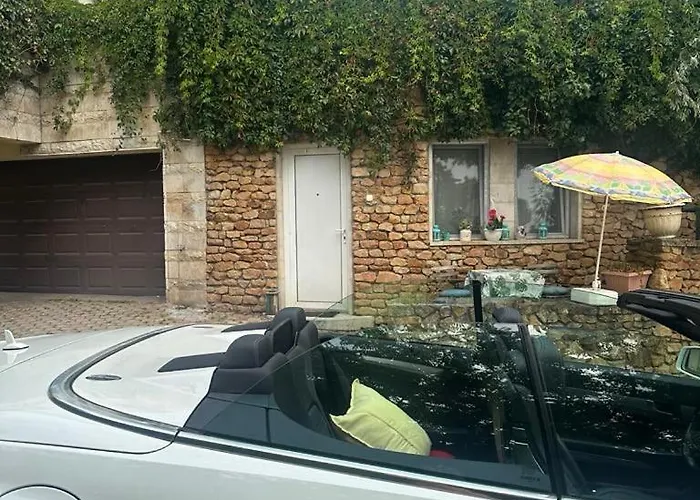 View Small House Free Parking Self Check-in *