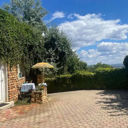 View Small House Free Parking Self Check-in Apartment *