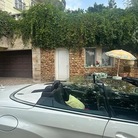 View Small House Free Parking Self Check-in *