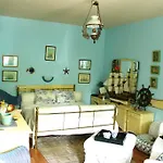 View Small House Free Parking Self Check-in 아파트 *