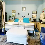 아파트 View Small House Free Parking Self Check-in 부다페스트