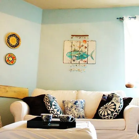 View Small House Free Parking Self Check-in Apartament *