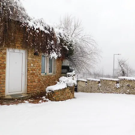 View Small House Free Parking Self Check-in Appartement