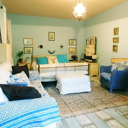 View Small House Free Parking Self Check-in