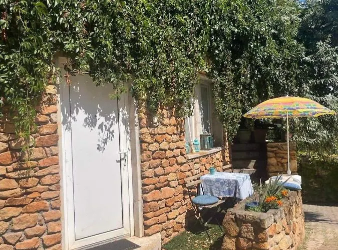 شقة View Small House Free Parking Self Check-in