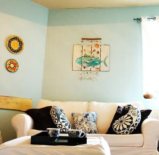 View Small House Free Parking Self Check-in Appartement *